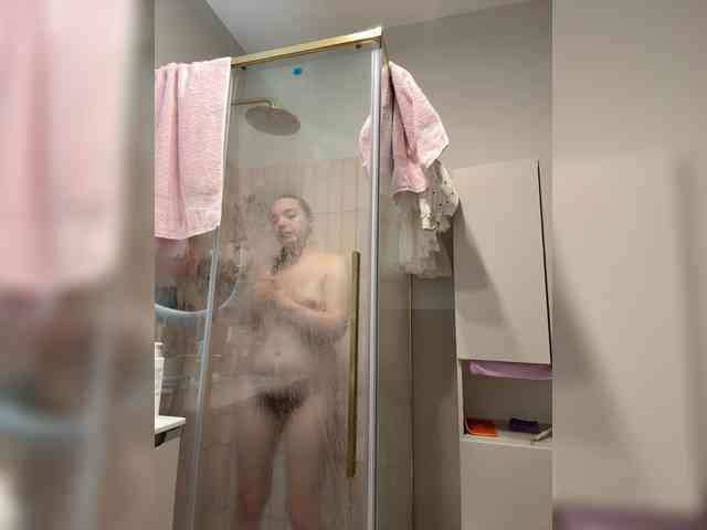 YourDreamWoman webcam