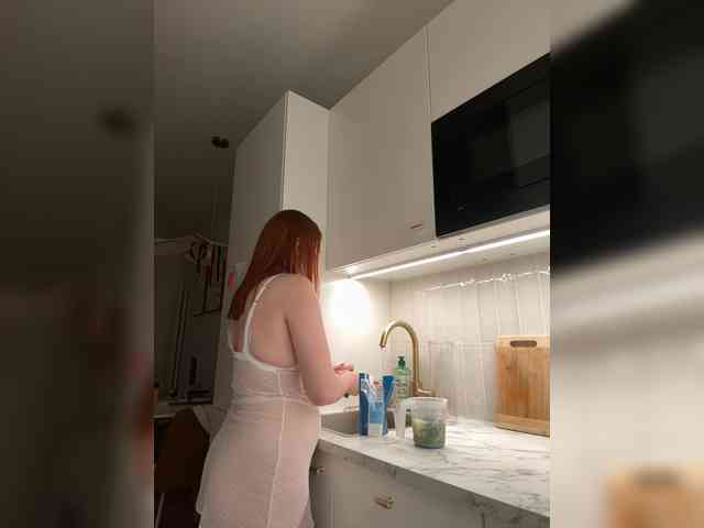 YourDreamWoman webcam
