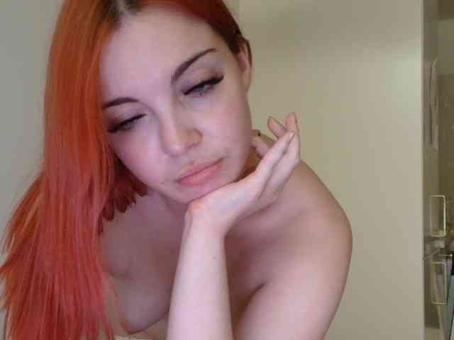 YourDreamWoman webcam