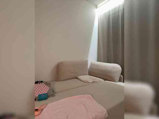 YourDreamWoman webcam