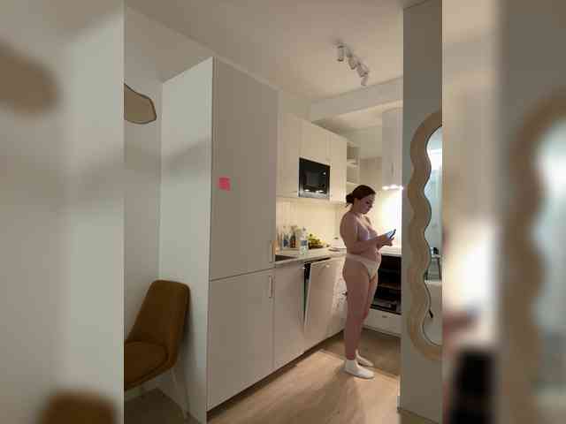 YourDreamWoman webcam