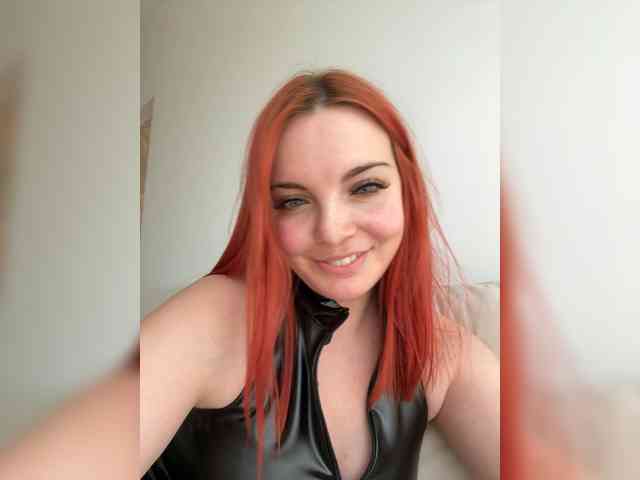 YourDreamWoman webcam