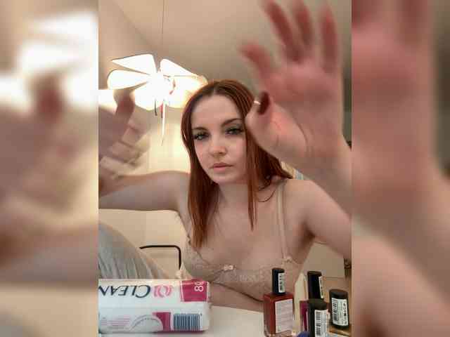 YourDreamWoman webcam
