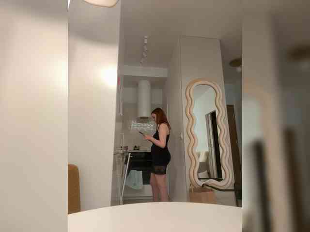 YourDreamWoman webcam