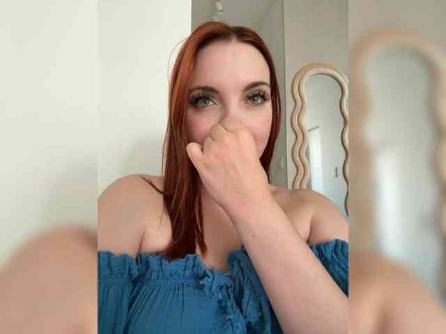 YourDreamWoman webcam