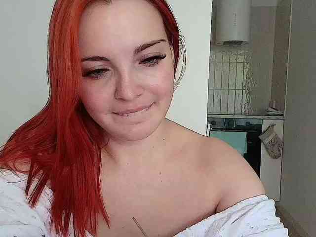 YourDreamWoman webcam