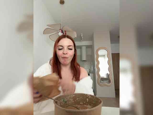 YourDreamWoman webcam