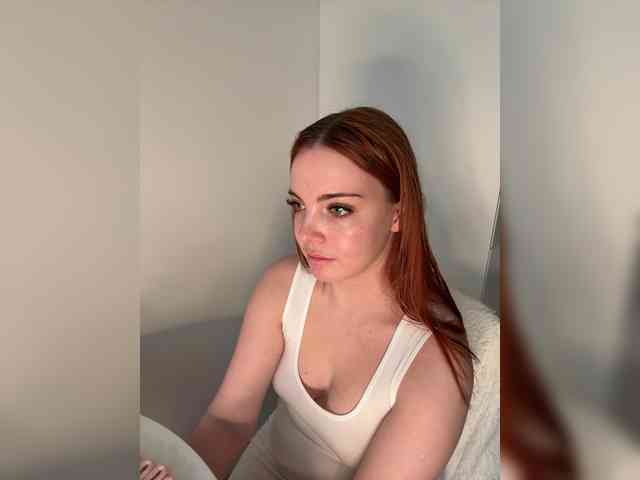YourDreamWoman webcam