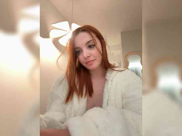 YourDreamWoman webcam