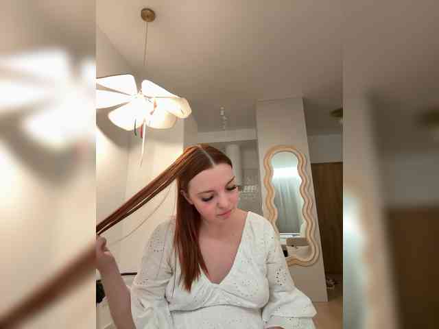 YourDreamWoman webcam