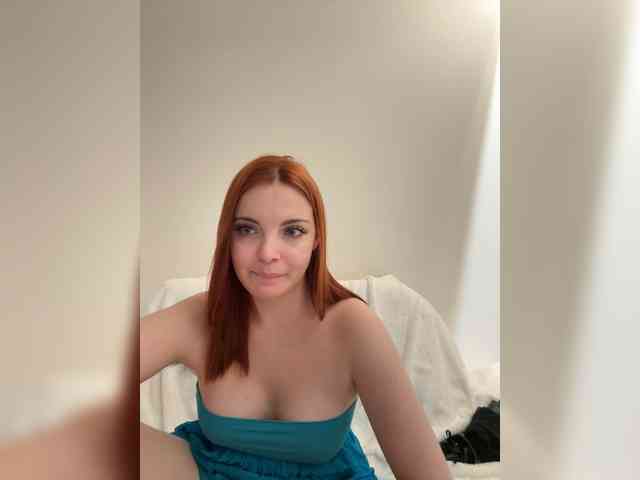 Model: YourDreamWoman