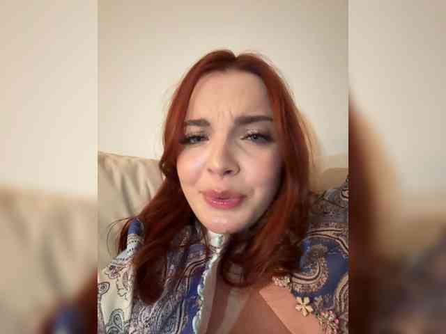 YourDreamWoman webcam