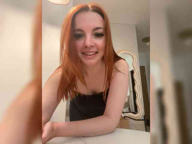 YourDreamWoman webcam