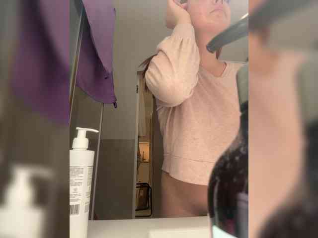 YourDreamWoman webcam