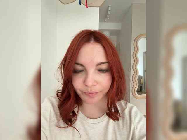 YourDreamWoman webcam
