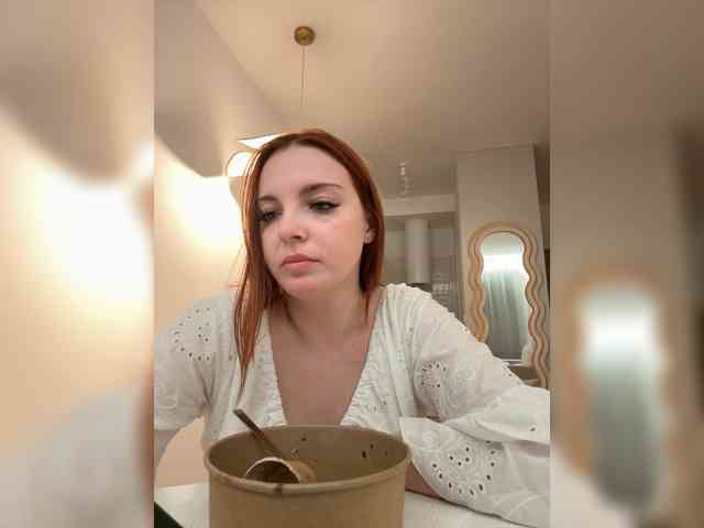 YourDreamWoman webcam