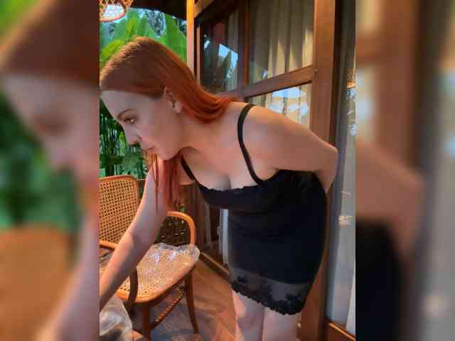 YourDreamWoman