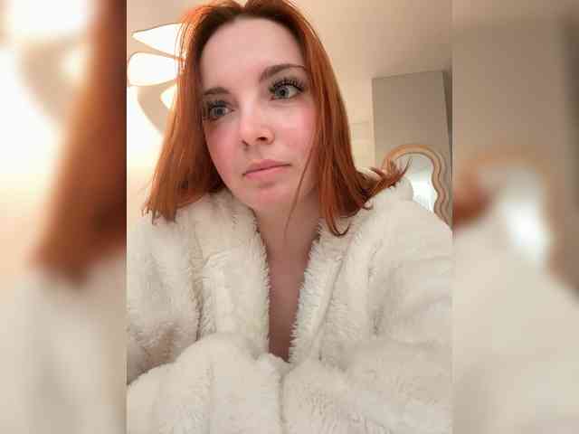 YourDreamWoman webcam