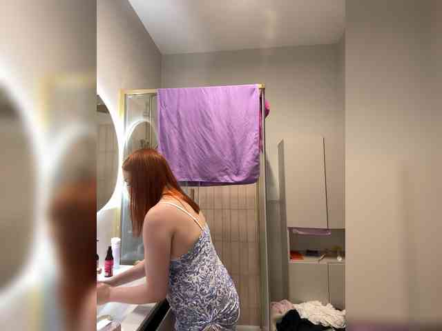 YourDreamWoman webcam