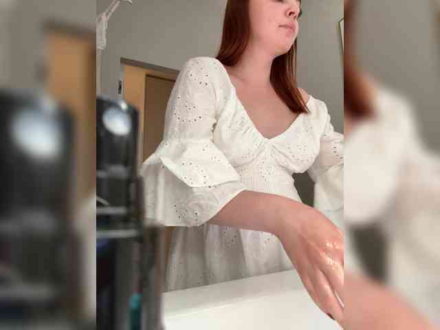 YourDreamWoman webcam