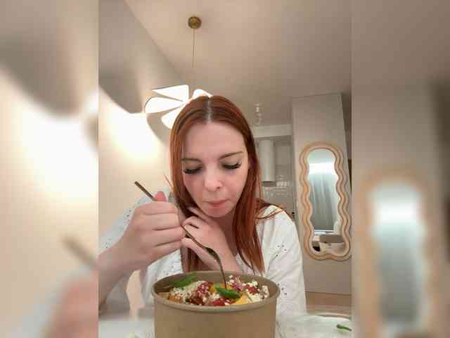 YourDreamWoman webcam