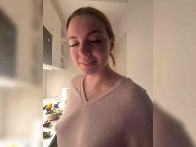 YourDreamWoman webcam