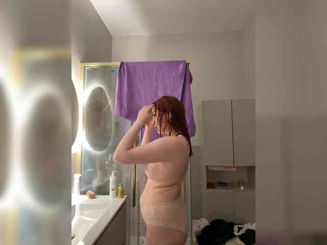 YourDreamWoman webcam