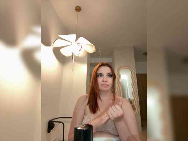 YourDreamWoman webcam