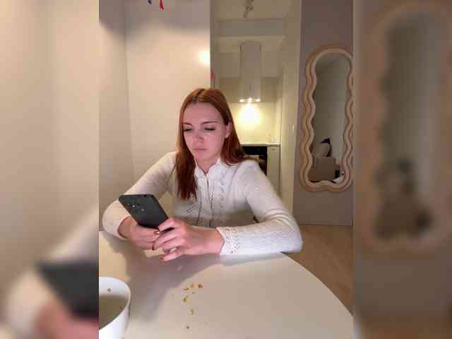 YourDreamWoman webcam
