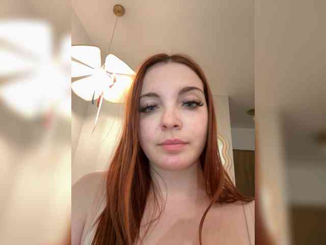 YourDreamWoman webcam