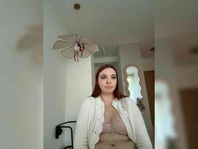 YourDreamWoman webcam