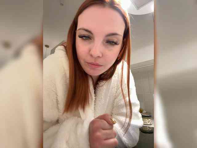 YourDreamWoman webcam