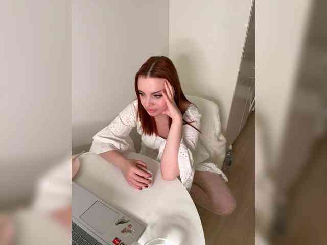 YourDreamWoman webcam