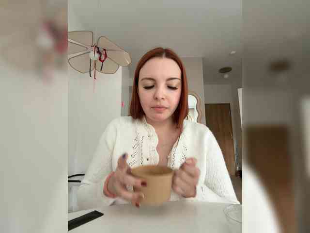 YourDreamWoman webcam