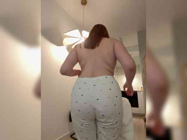 YourDreamWoman webcam