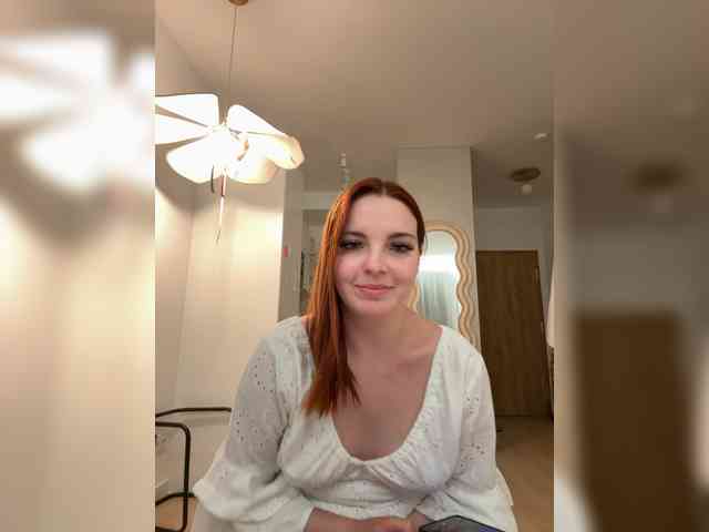 YourDreamWoman webcam