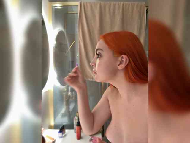YourDreamWoman webcam