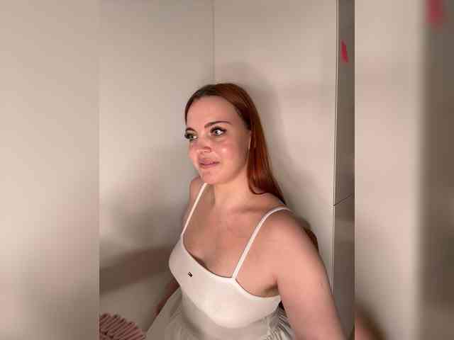 YourDreamWoman webcam