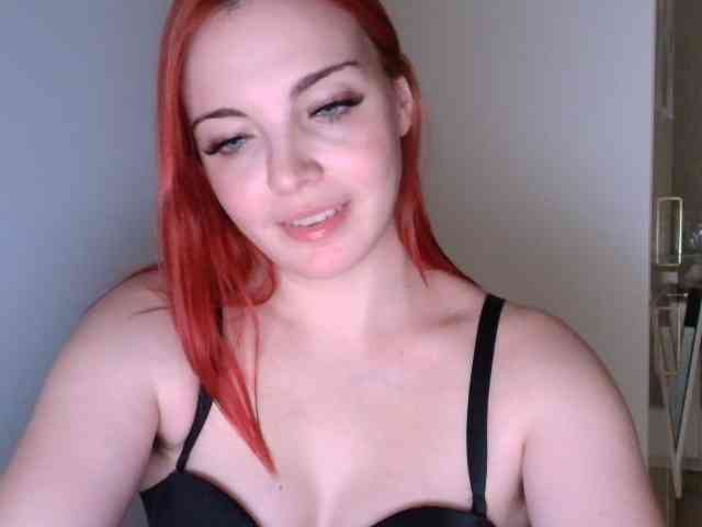 YourDreamWoman webcam