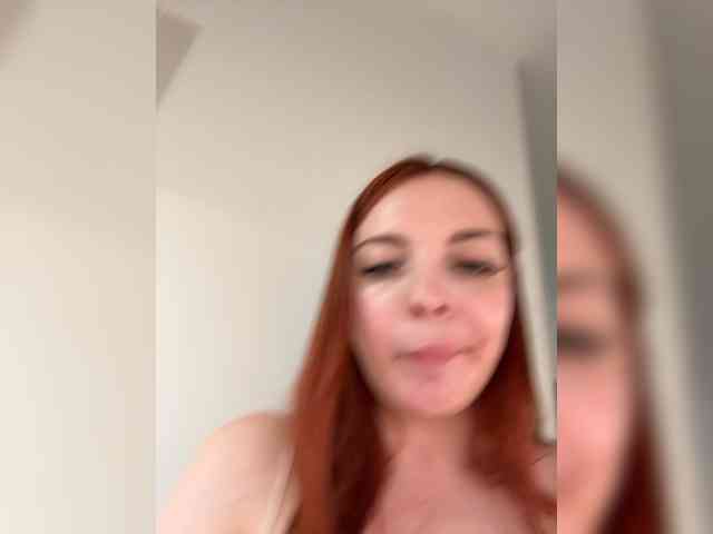 YourDreamWoman webcam