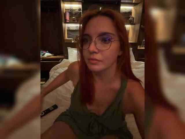 YourDreamWoman YourDreamWoman