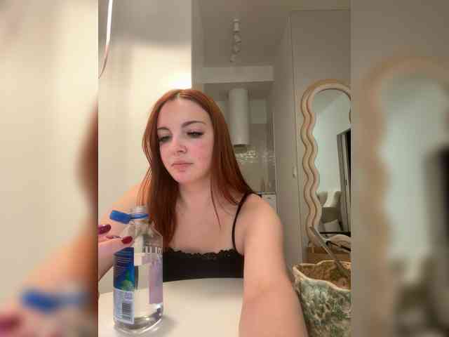 YourDreamWoman webcam