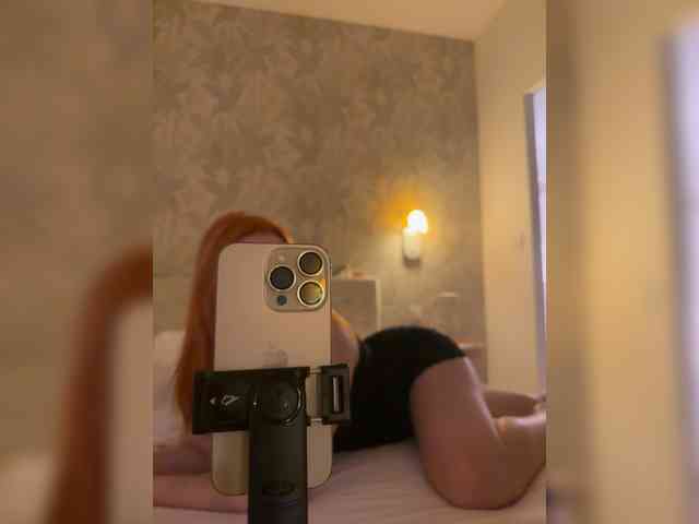 YourDreamWoman webcam
