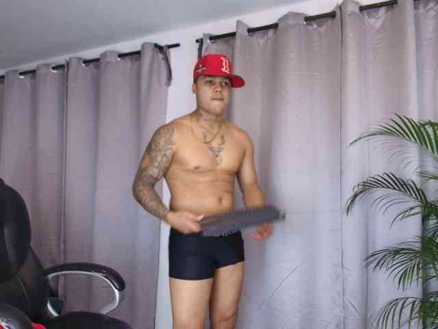Ryan-1a Sex Cam Show