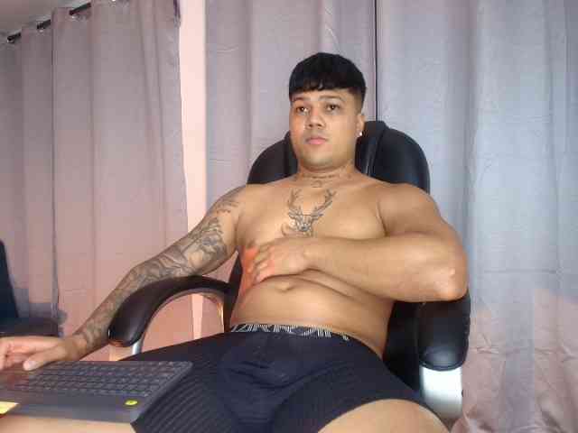 Ryan-1a Sex Cam Show