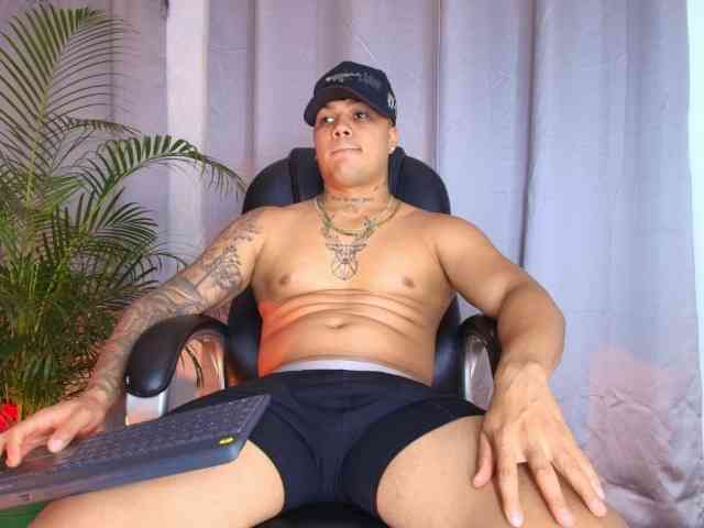 Ryan-1a Sex Cam Show