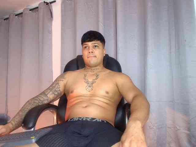 Ryan-1a Sex Cam Show