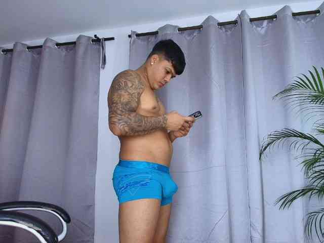 Ryan-1a Sex Cam Show