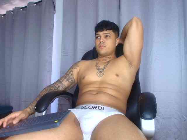 Ryan-1a Sex Cam Show