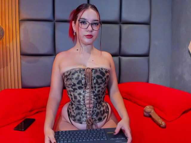 RUBY-ROSS live cam on BongaCams